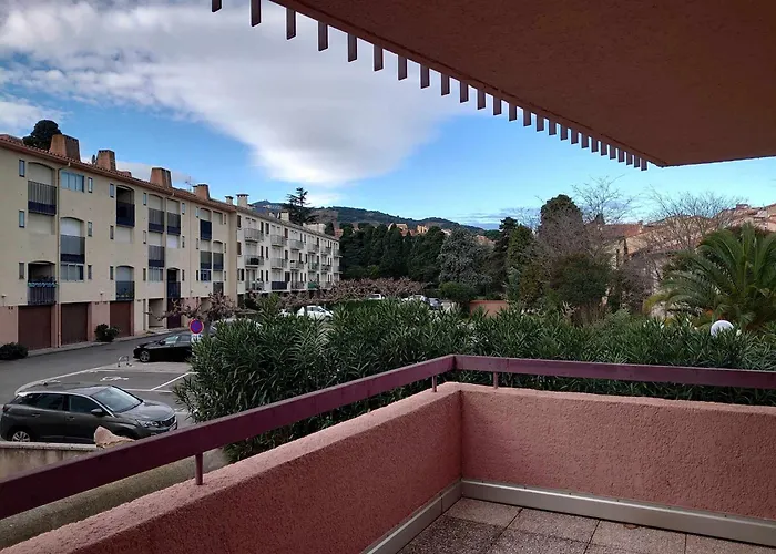 Διαμέρισμα 4dom11 Avec Terrasse Et Parking, Proche *