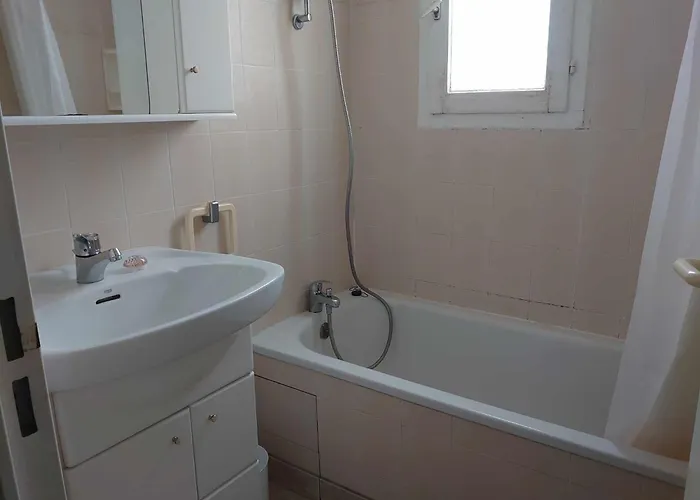 4dom11 Avec Terrasse Et Parking, Proche * Κολιούρ