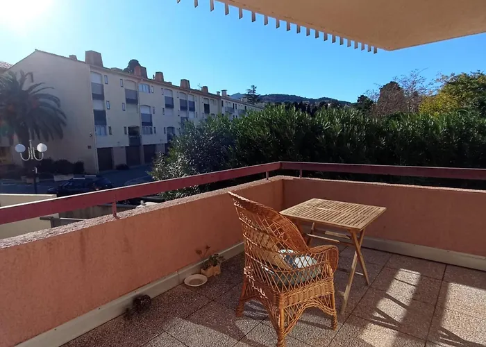4dom11 Avec Terrasse Et Parking, Proche * Κολιούρ