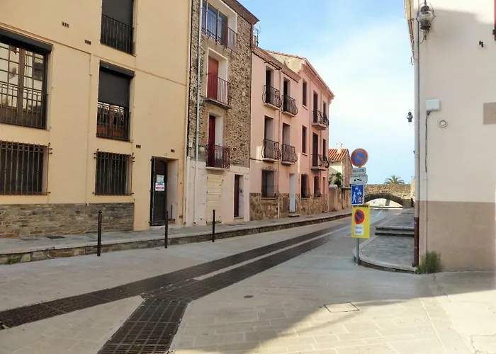 Διαμέρισμα 4dom11 Avec Terrasse Et Parking, Proche